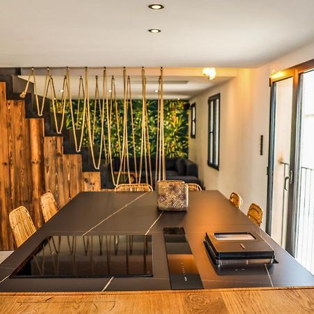 CASA JUNGLE / Place des lices / Duplex refait à neuf Saint-Tropez Esterno foto