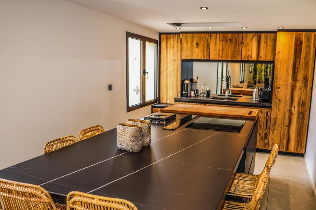 CASA JUNGLE / Place des lices / Duplex refait à neuf Saint-Tropez Esterno foto